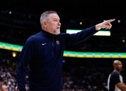 开云体育-马刺鏖战北京队，锡安状态火热