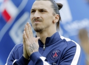 开云官网-欧文单骑破阵，热火第三节狂潮定乾坤，绿军防线崩塌的九分钟