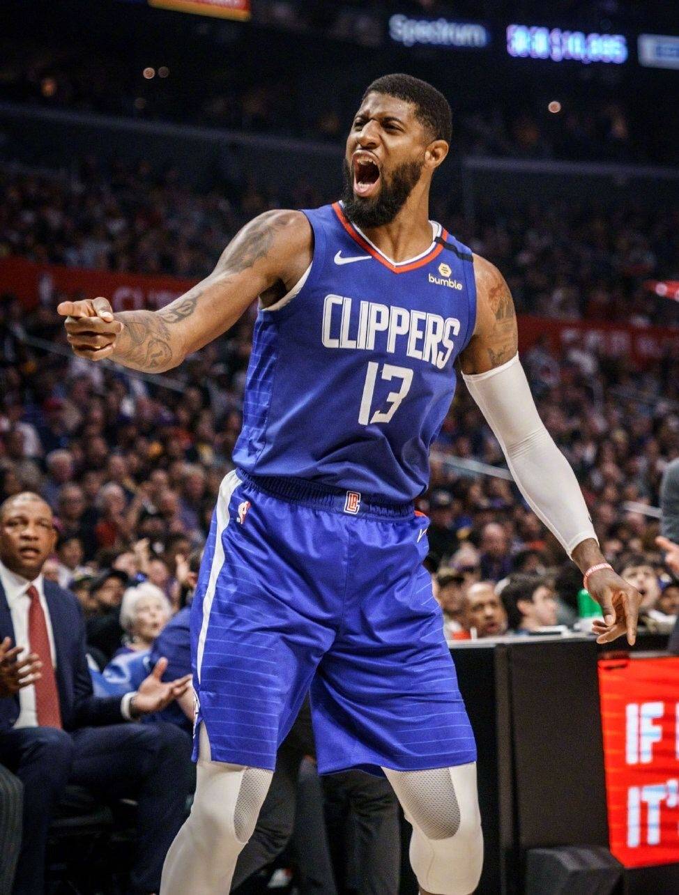 魔术横扫湖人B队,乔治关键制胜的简单介绍 魔术横扫湖人B队,乔治关键制胜的简单介绍