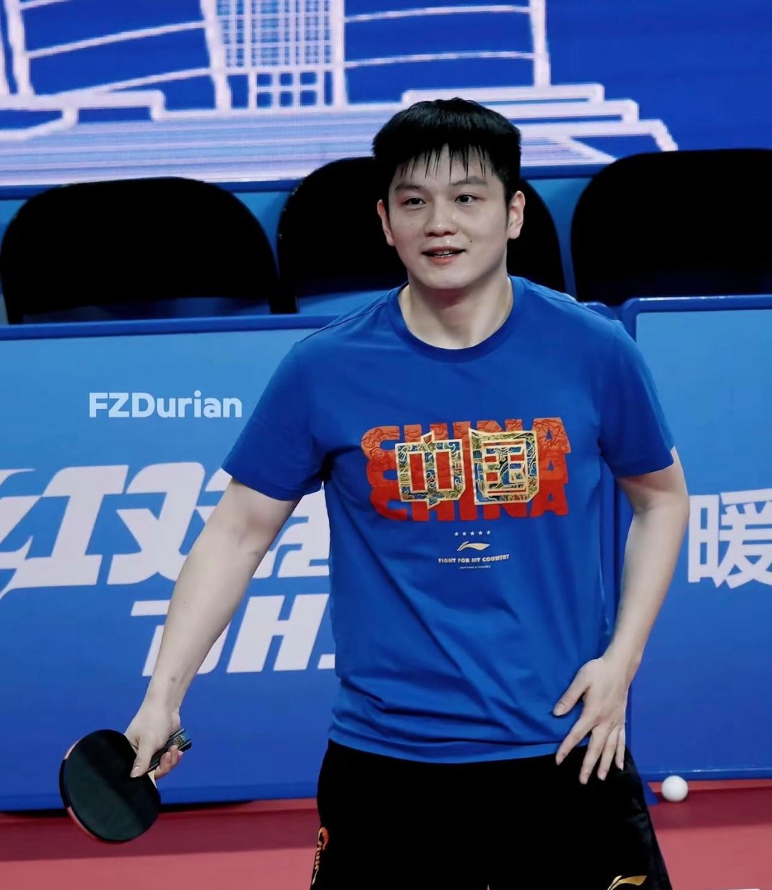 包含奥地利乒乓球队爆冷瑞典乒乓球队，奥恰洛夫惊艳世界的词条