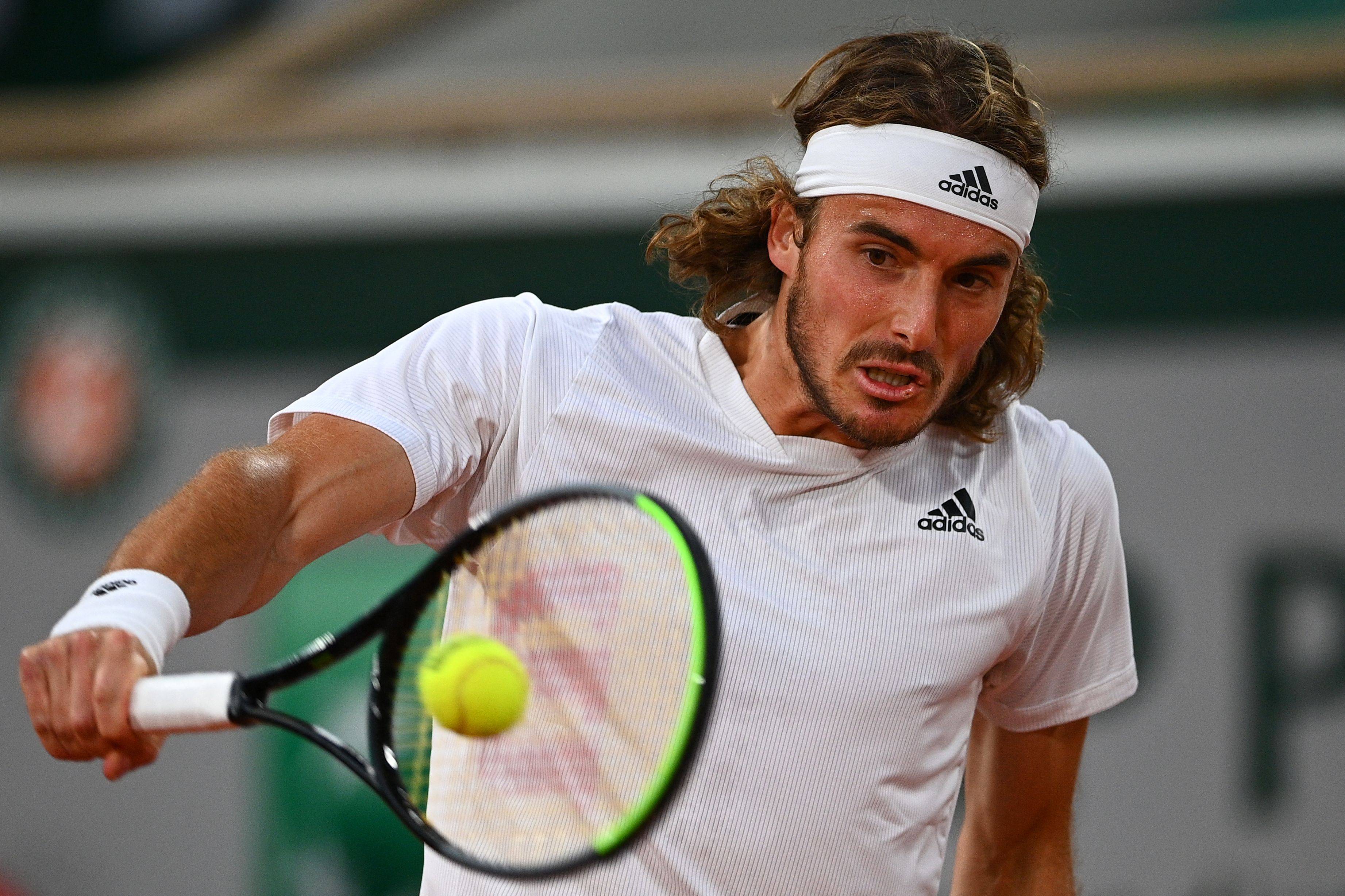 包含美国网球队绝杀法国网球队,西西帕斯送出助攻的词条 包含美国网球队绝杀法国网球队,西西帕斯送出助攻的词条