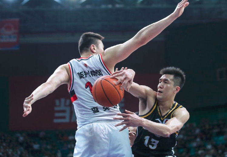 包含摩特尼连胜势头强劲,争冠路上稳步前行的词条 包含摩特尼连胜势头强劲,争冠路上稳步前行的词条