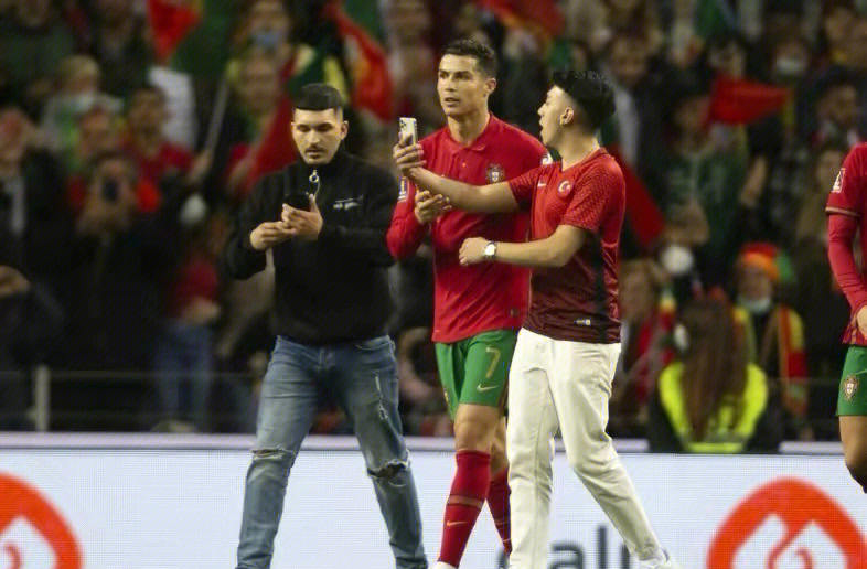 世界杯半决赛决战即将开启 世界杯半决赛决战即将开启