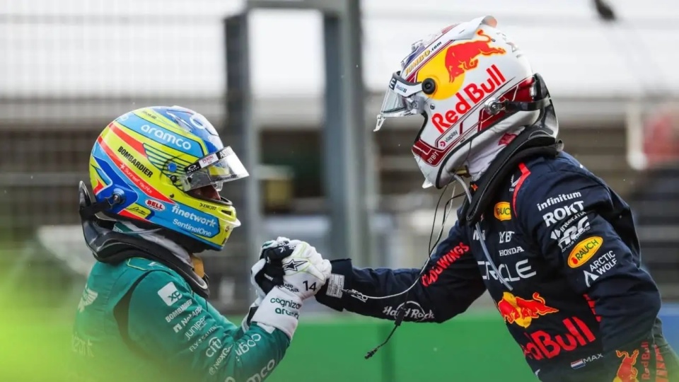 阿斯顿马丁翻盘威廉姆斯,维斯塔潘带队取胜的简单介绍 阿斯顿马丁翻盘威廉姆斯,维斯塔潘带队取胜的简单介绍