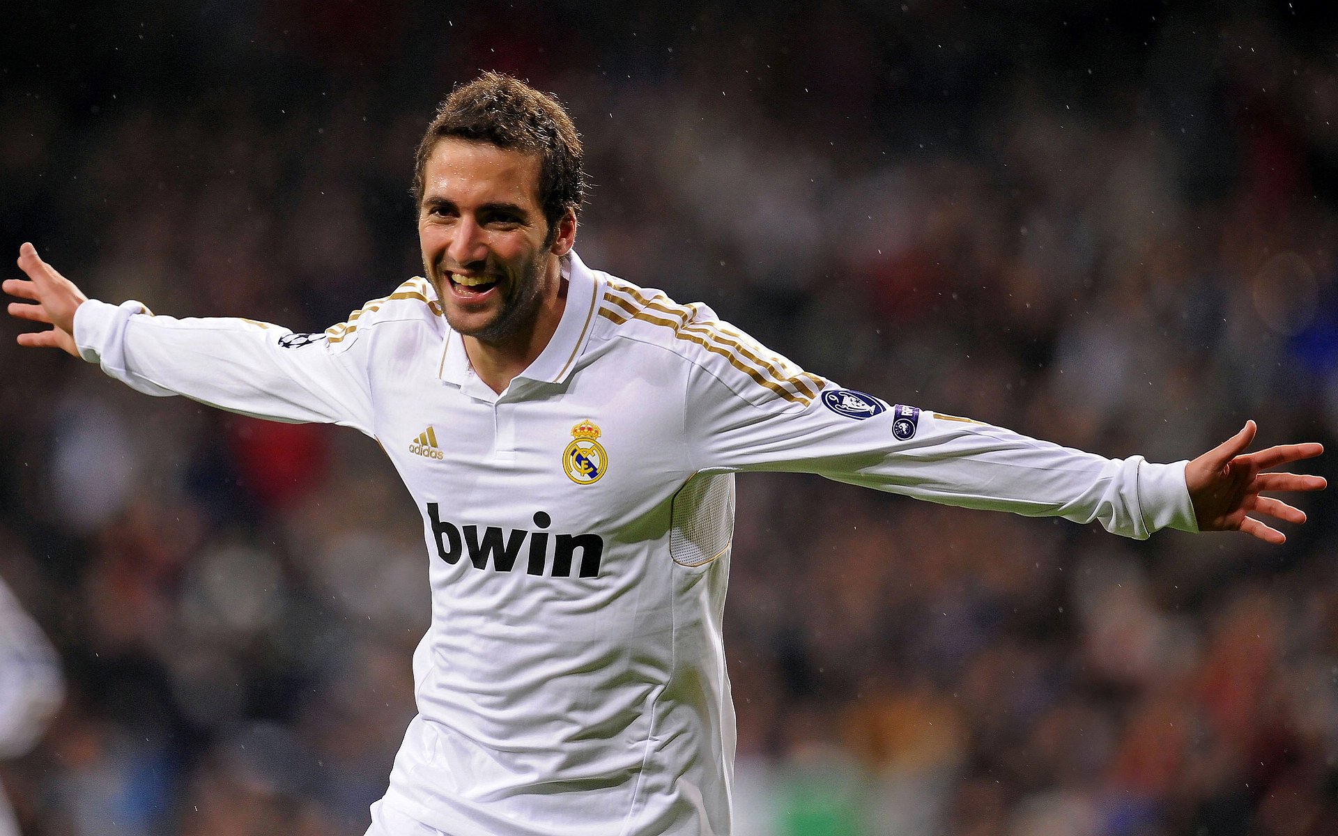 雄鹿横扫国王,爱德华兹关键制胜,新王当立,联盟格局暗流涌动